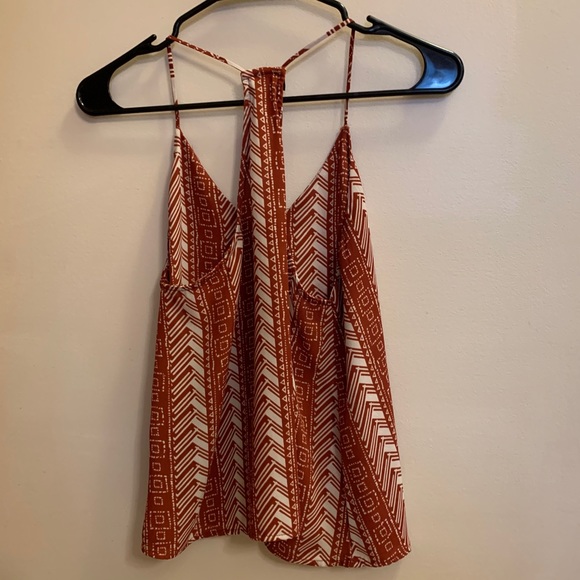 Wet Seal cami top pattern flowy racerback vneck - Picture 7 of 8